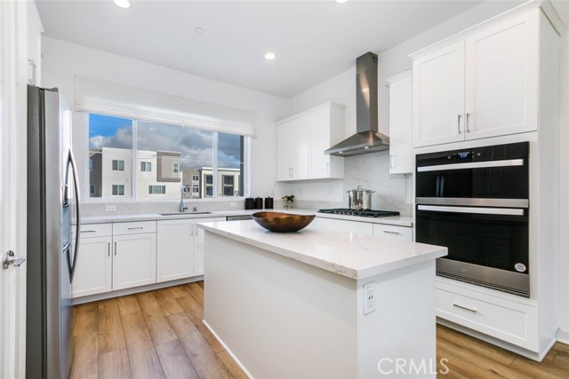 MLS #OC25236929 image #10