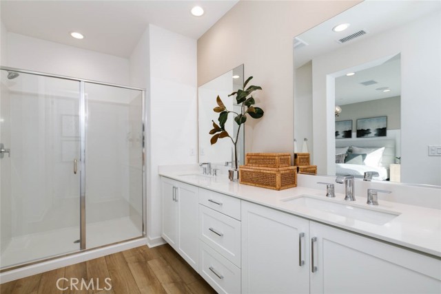 MLS #OC25236929 image #17