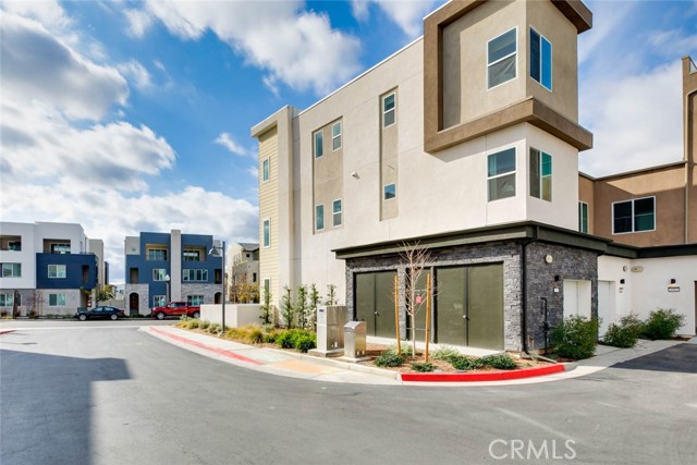 MLS #OC25236929 image #28