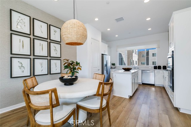 MLS #OC25236929 image #7