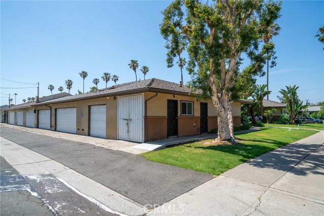 MLS #OC25236975 image #11