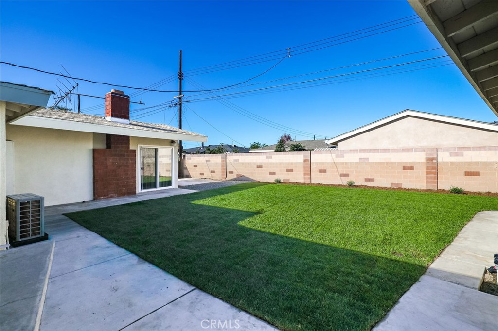 MLS #OC25236996 image #15