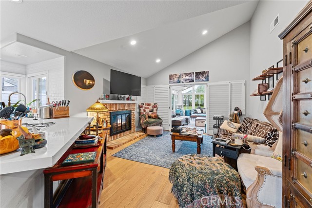 MLS #OC25237010 image #24