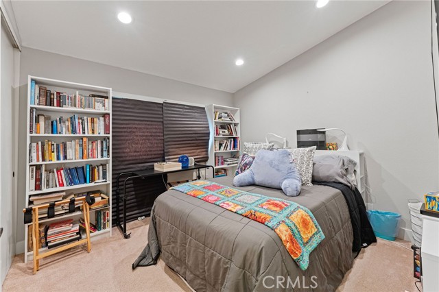 MLS #OC25237010 image #43