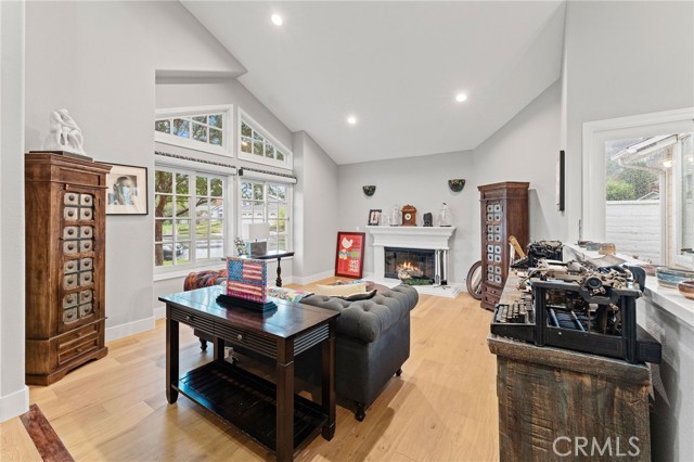 MLS #OC25237010 image #5