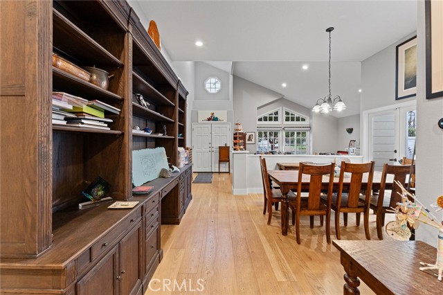 MLS #OC25237010 image #6