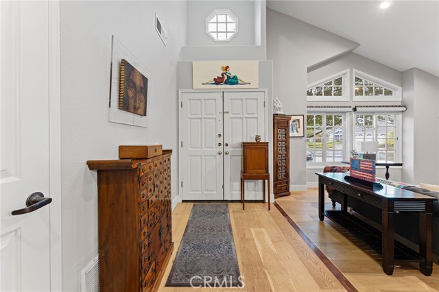 MLS #OC25237010 image #8