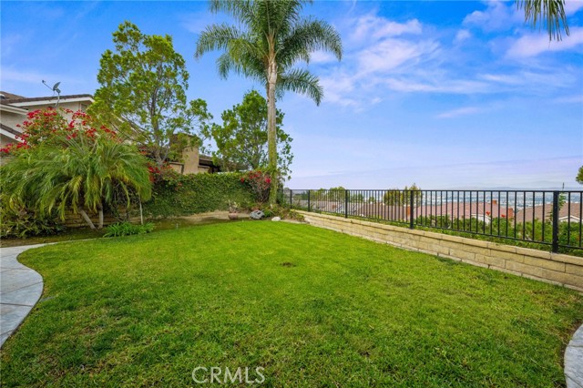 MLS #OC25237014 image #33