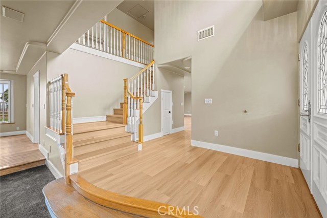 MLS #OC25237014 image #4