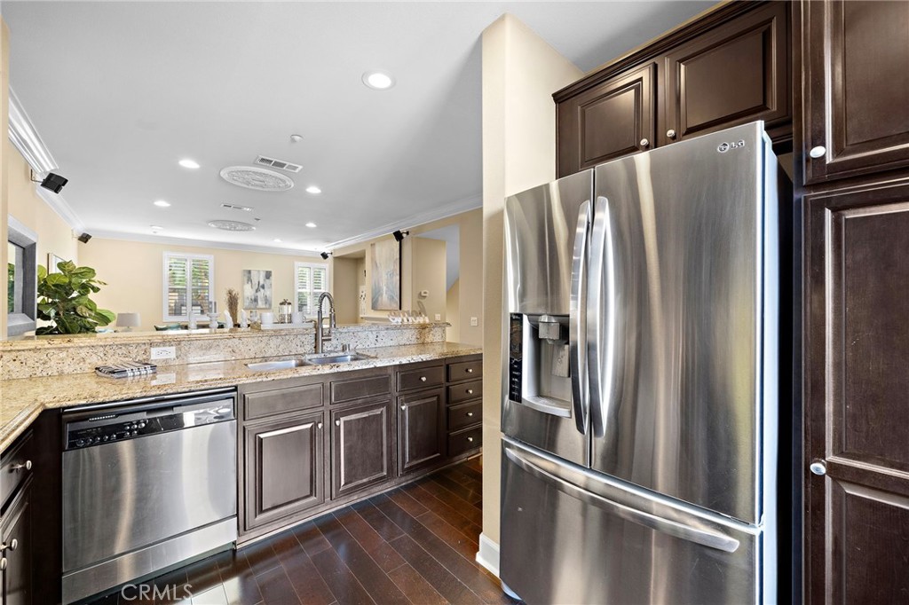 MLS #OC25237059 image #11