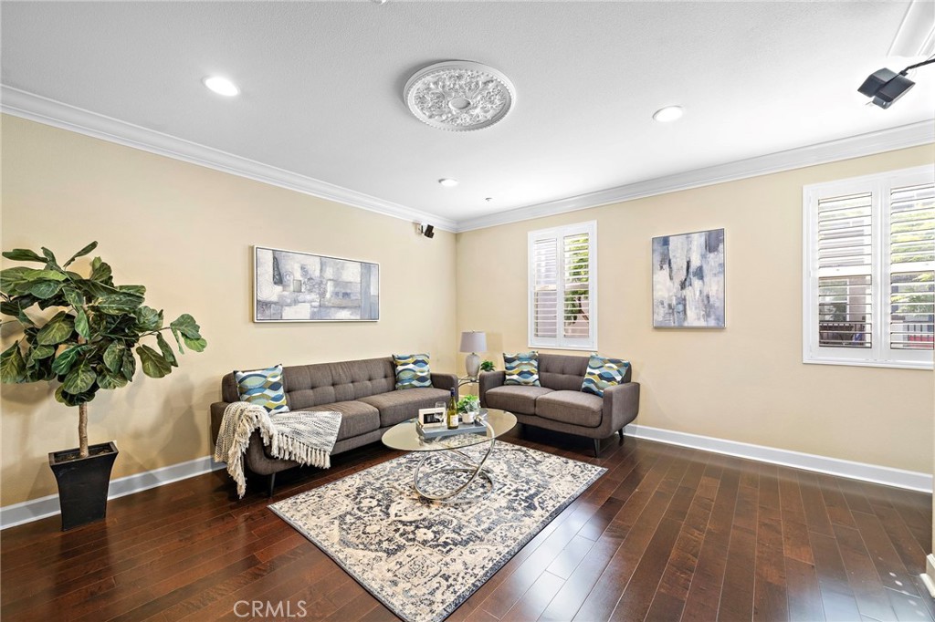 MLS #OC25237059 image #2