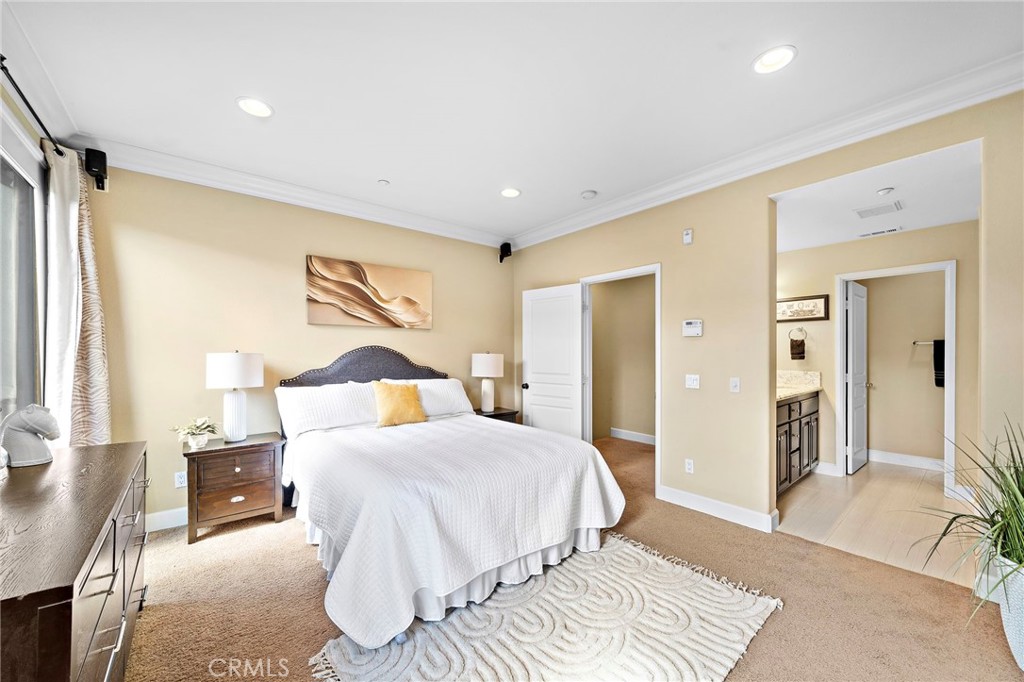 MLS #OC25237059 image #20