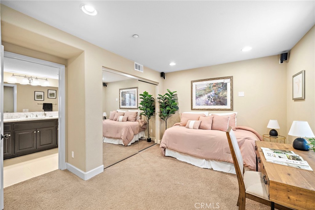 MLS #OC25237059 image #26