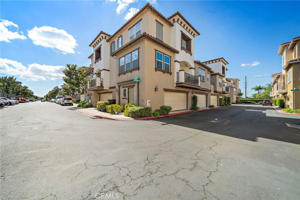 MLS #OC25237059 image #34