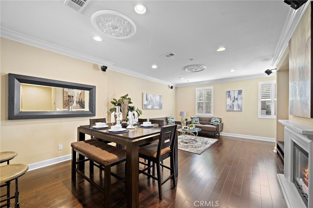 MLS #OC25237059 image #5