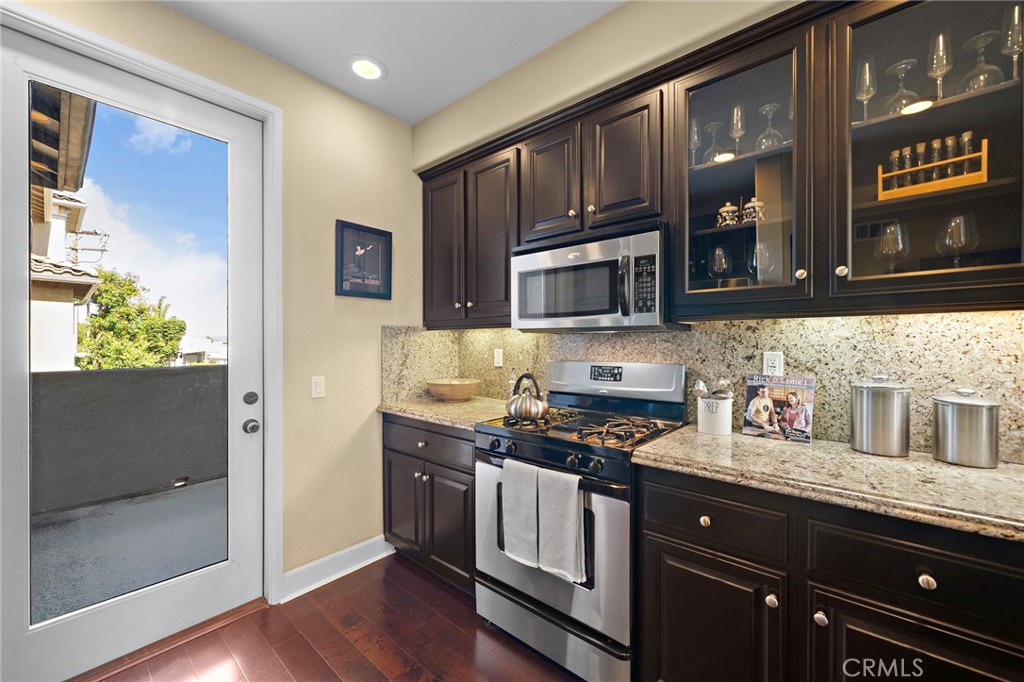 MLS #OC25237059 image #9