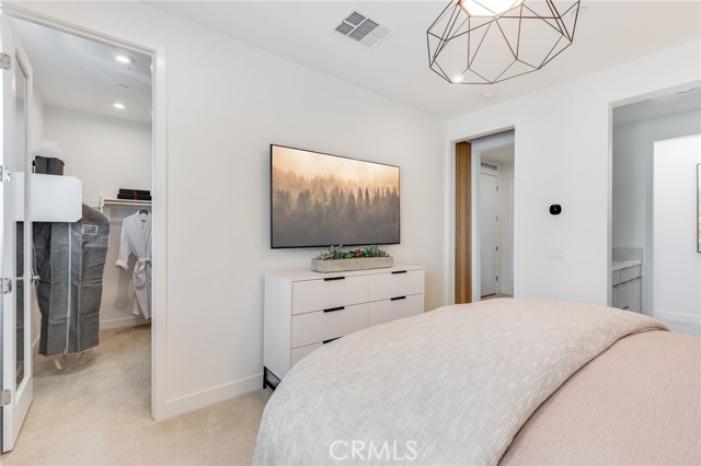 MLS #OC25237078 image #18