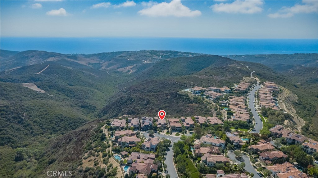 MLS #OC25237085 image #1