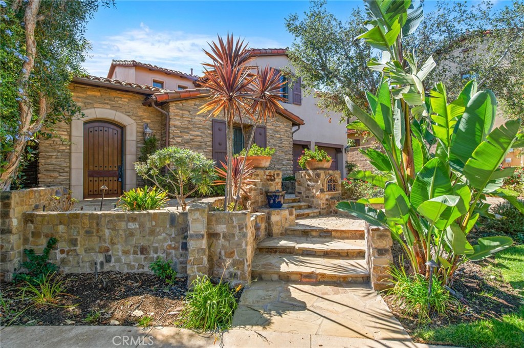 MLS #OC25237085 image #4