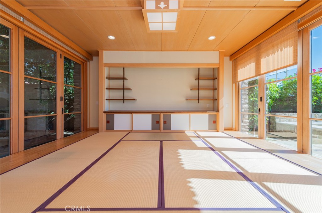 MLS #OC25237085 image #6