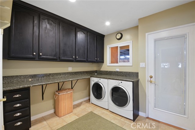 MLS #OC25237091 image #15