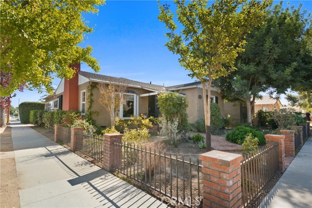 MLS #OC25237091 image #2