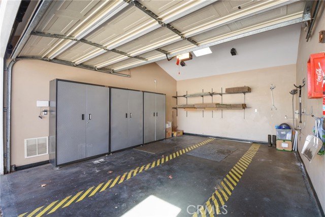MLS #OC25237091 image #28