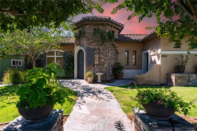 MLS #OC25237145 image #0