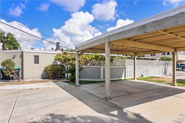 MLS #OC25237165 image #1