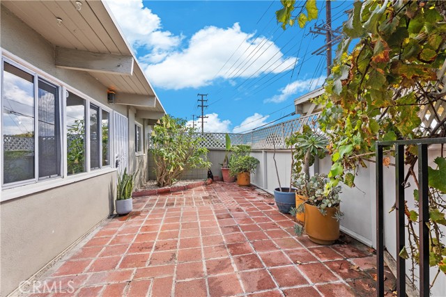 MLS #OC25237165 image #4