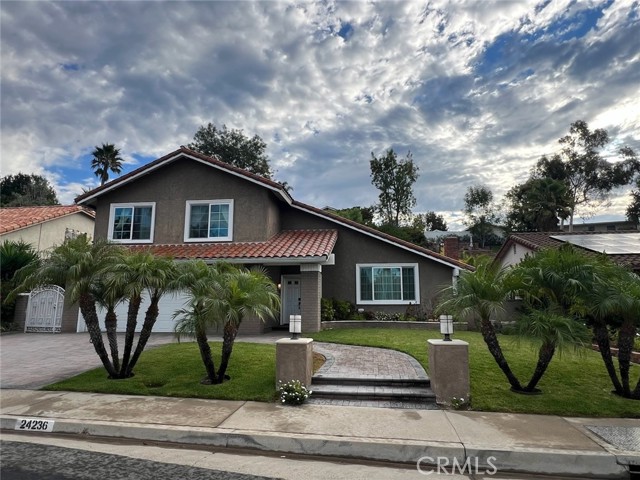 MLS #OC25237166 image #0