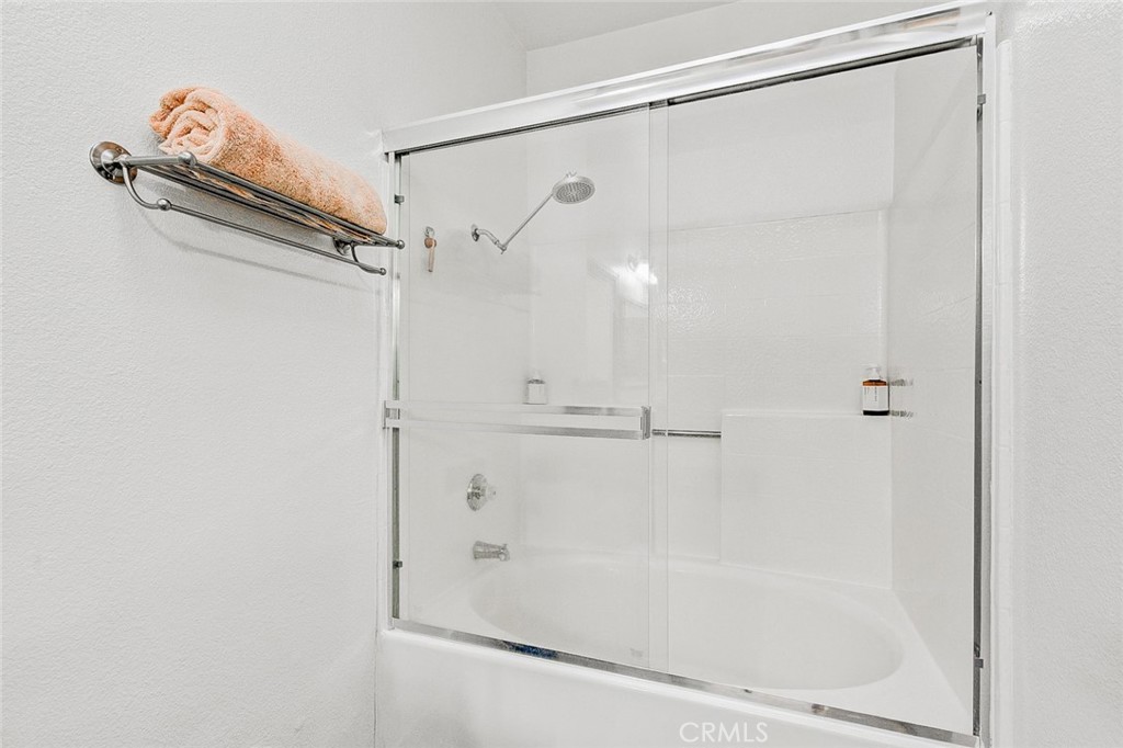 MLS #OC25237168 image #15