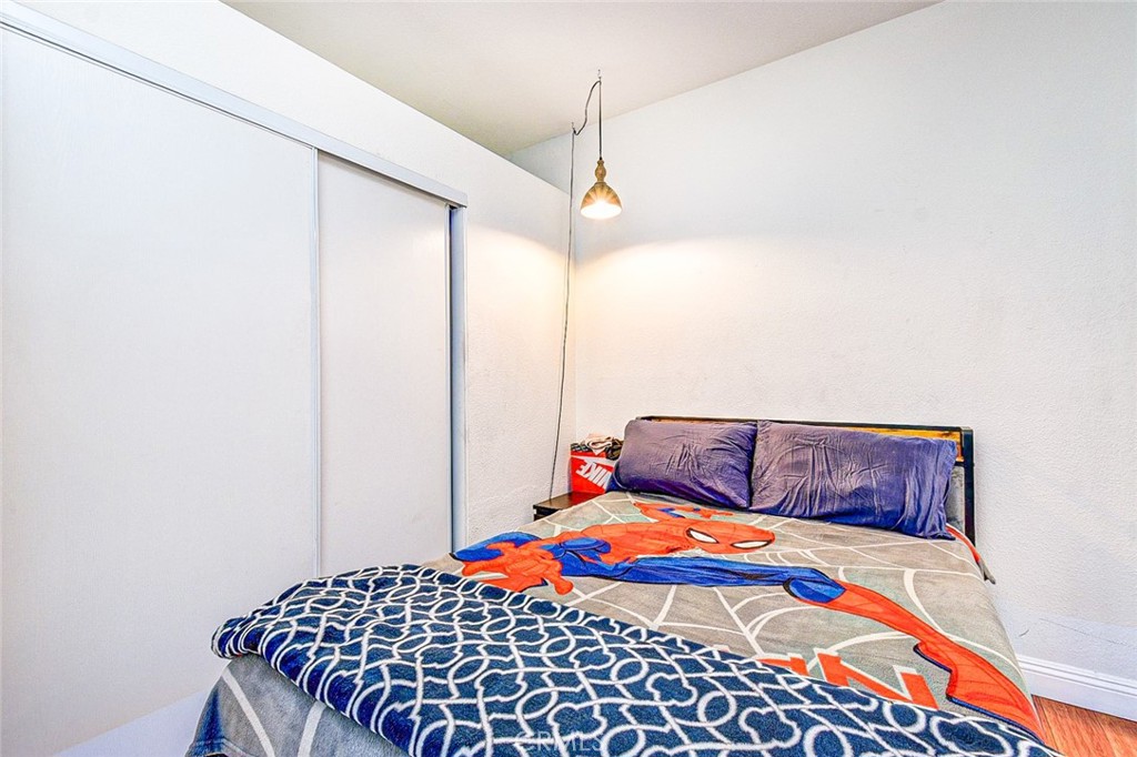 MLS #OC25237168 image #17