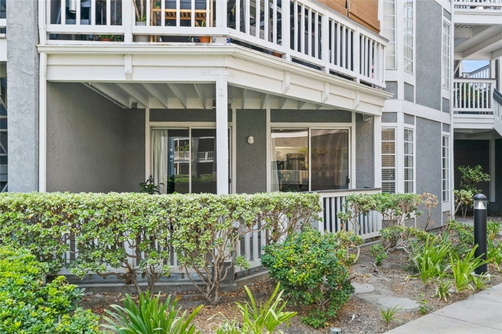 MLS #OC25237168 image #24