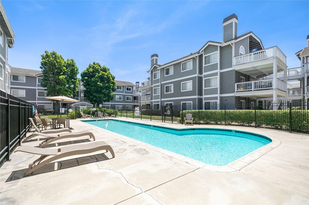 MLS #OC25237168 image #29