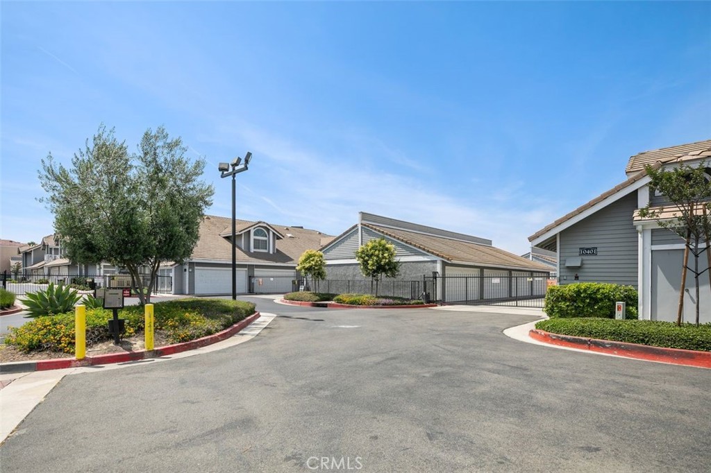 MLS #OC25237168 image #32