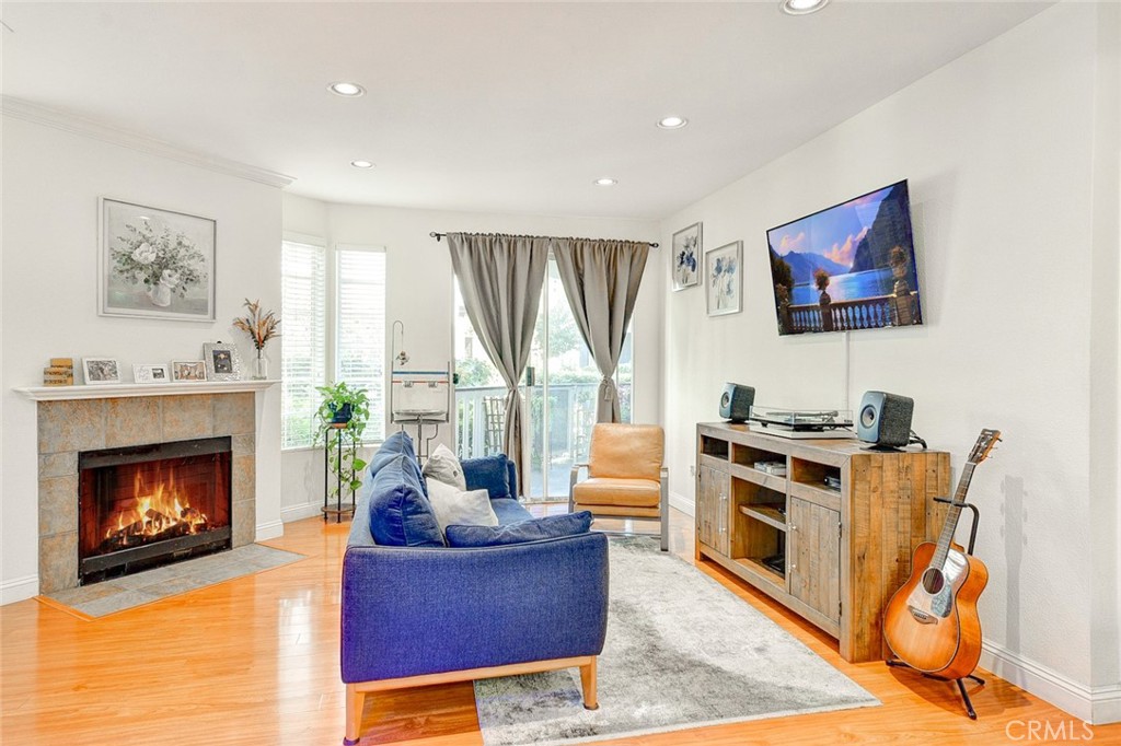 MLS #OC25237168 image #4