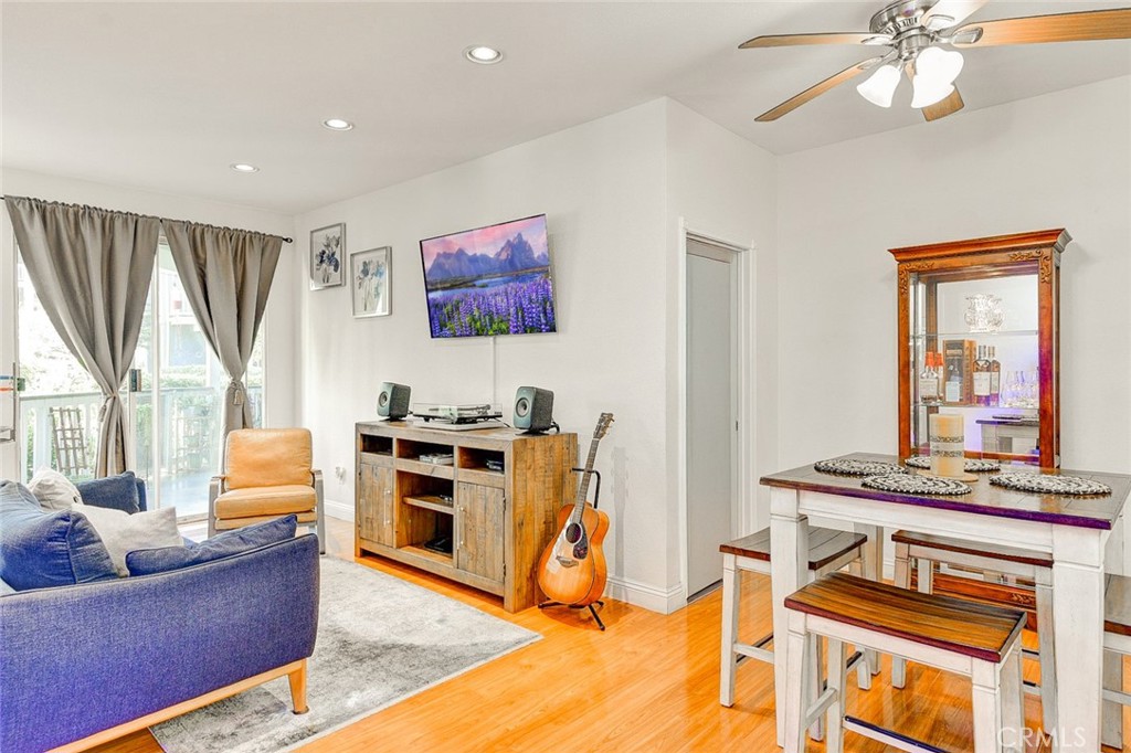 MLS #OC25237168 image #5