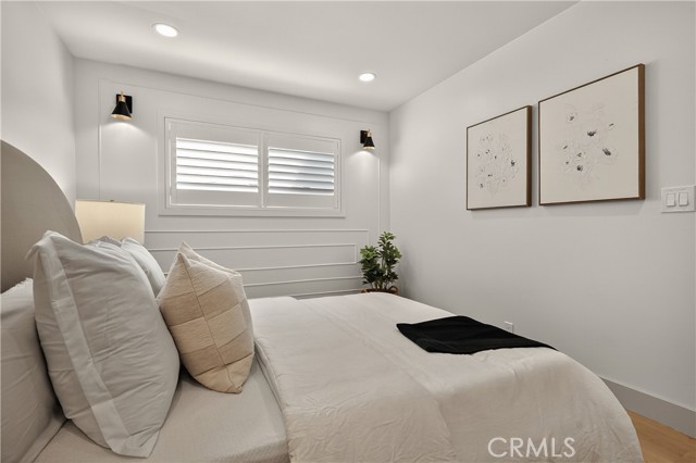 MLS #OC25237216 image #13