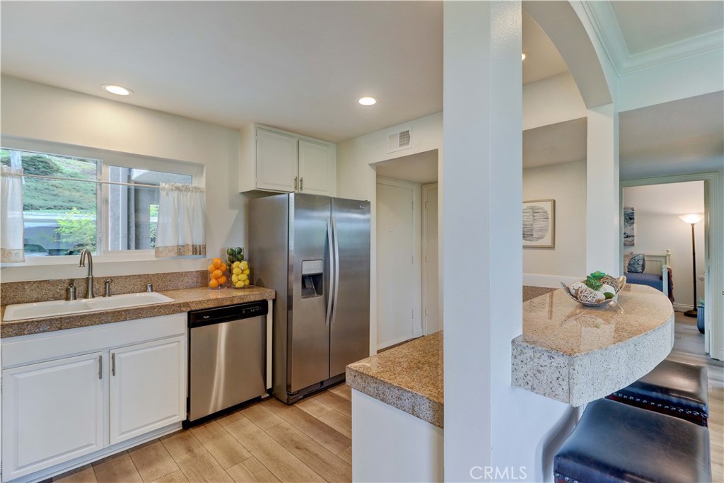 MLS #OC25237275 image #10