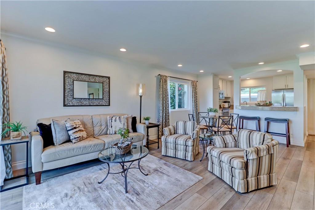 MLS #OC25237275 image #17