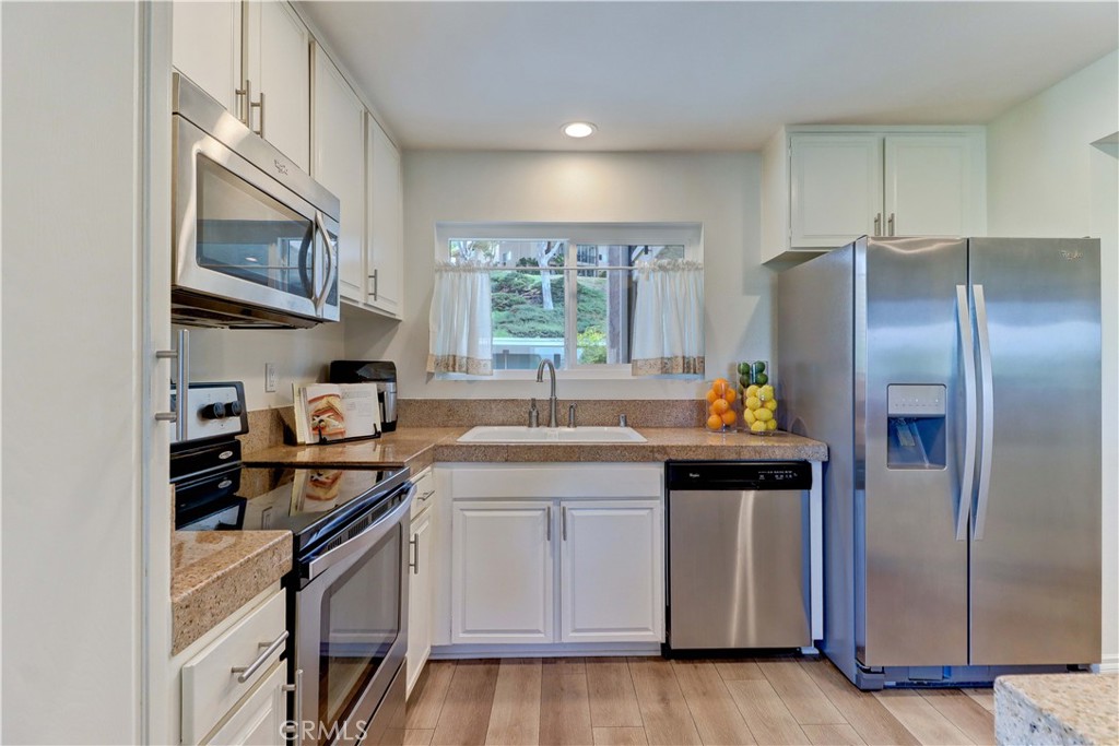 MLS #OC25237275 image #8