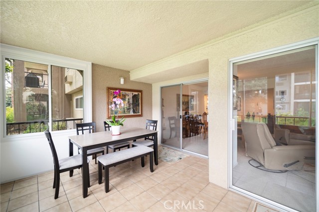 MLS #OC25237381 image #15