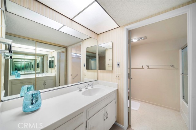 MLS #OC25237381 image #18