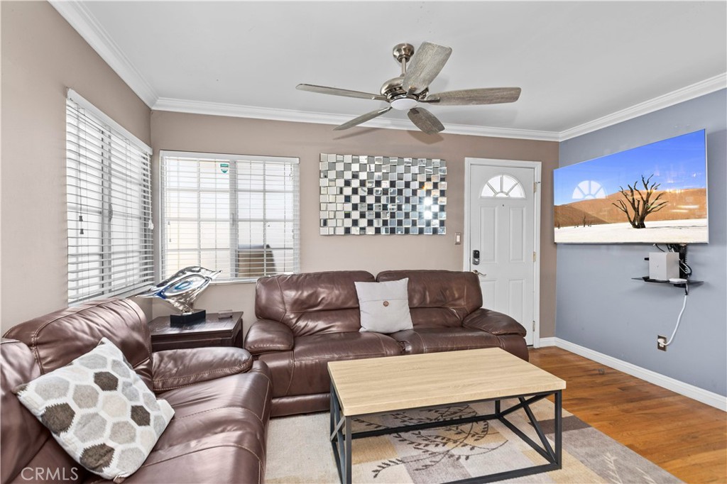 MLS #OC25237400 image #23