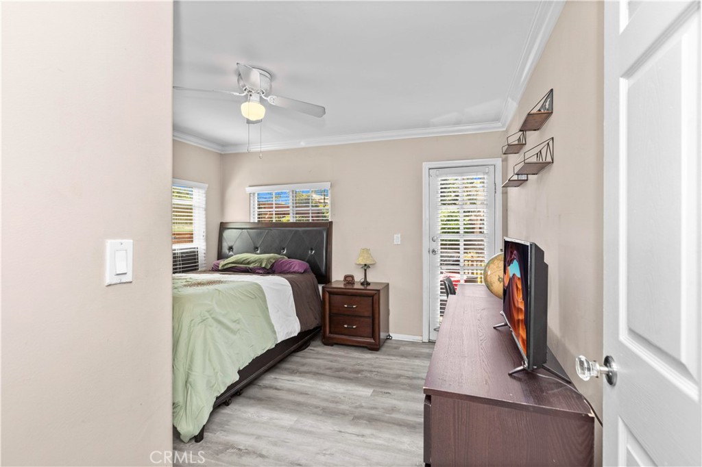 MLS #OC25237400 image #24