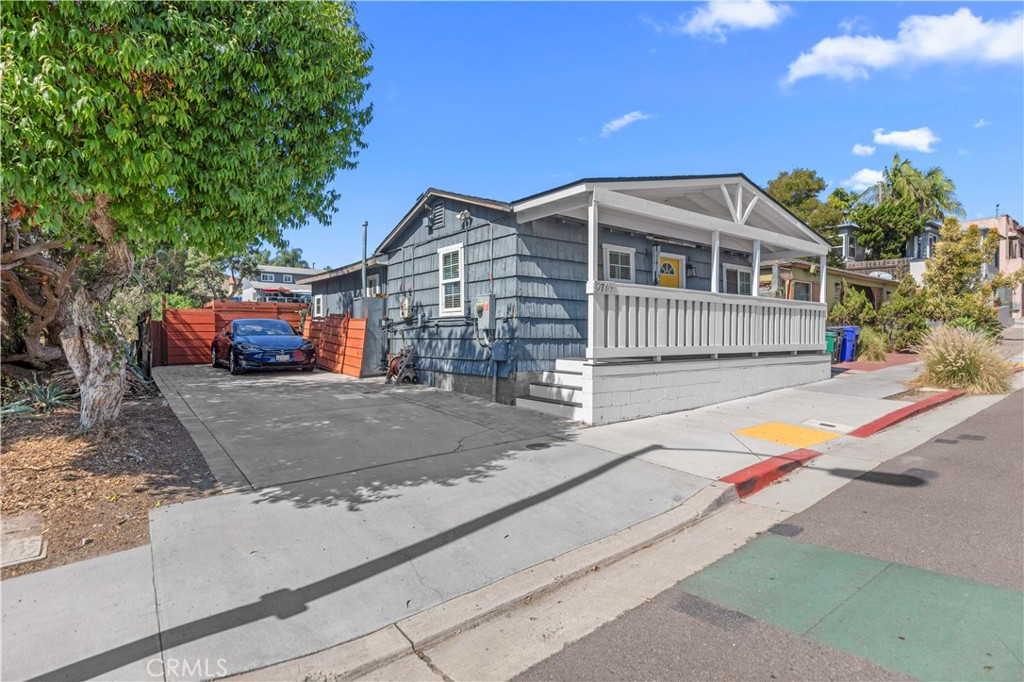 MLS #OC25237400 image #3