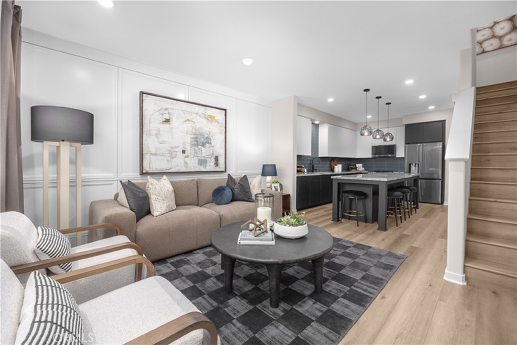 MLS #OC25237430 image #3