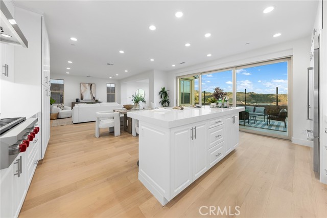 MLS #OC25237434 image #24