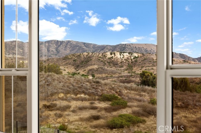 MLS #OC25237434 image #40